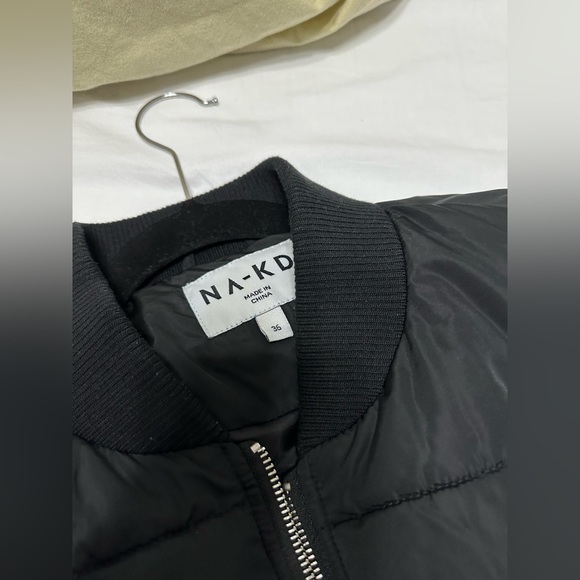 Short Puffer Bomber Jacket - Picture 5 of 5